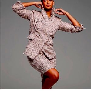 White House Black Market Beige Tweed Suit- Size 4